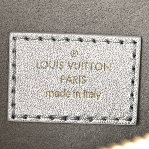 SOLD Louis Vuitton Coussin BB Monogram Silver Lambskin Embossed Bag - Picture 16 of 16